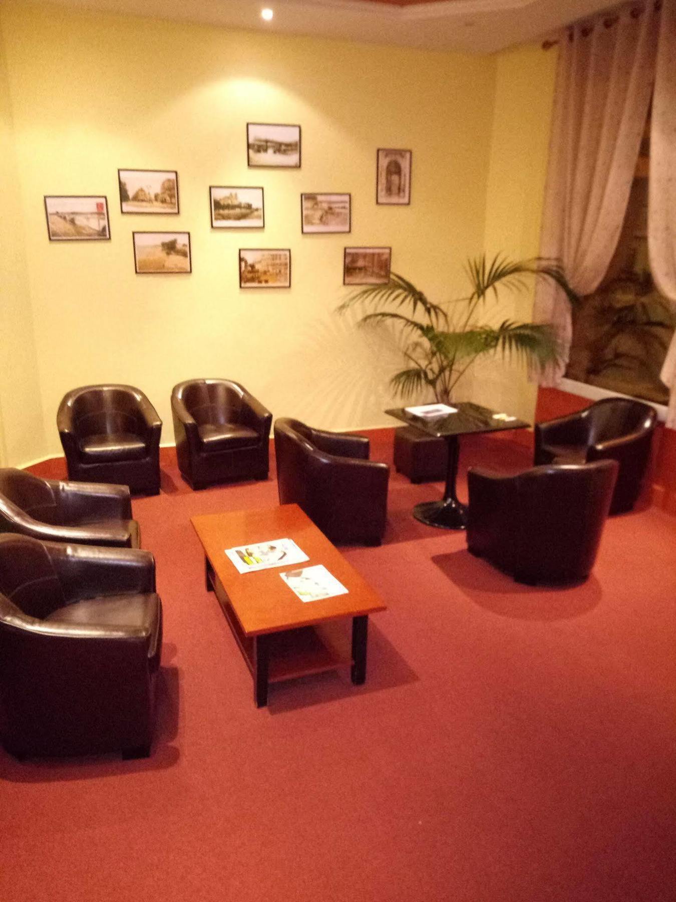 Hotel Moderne ヴィシー エクステリア 写真